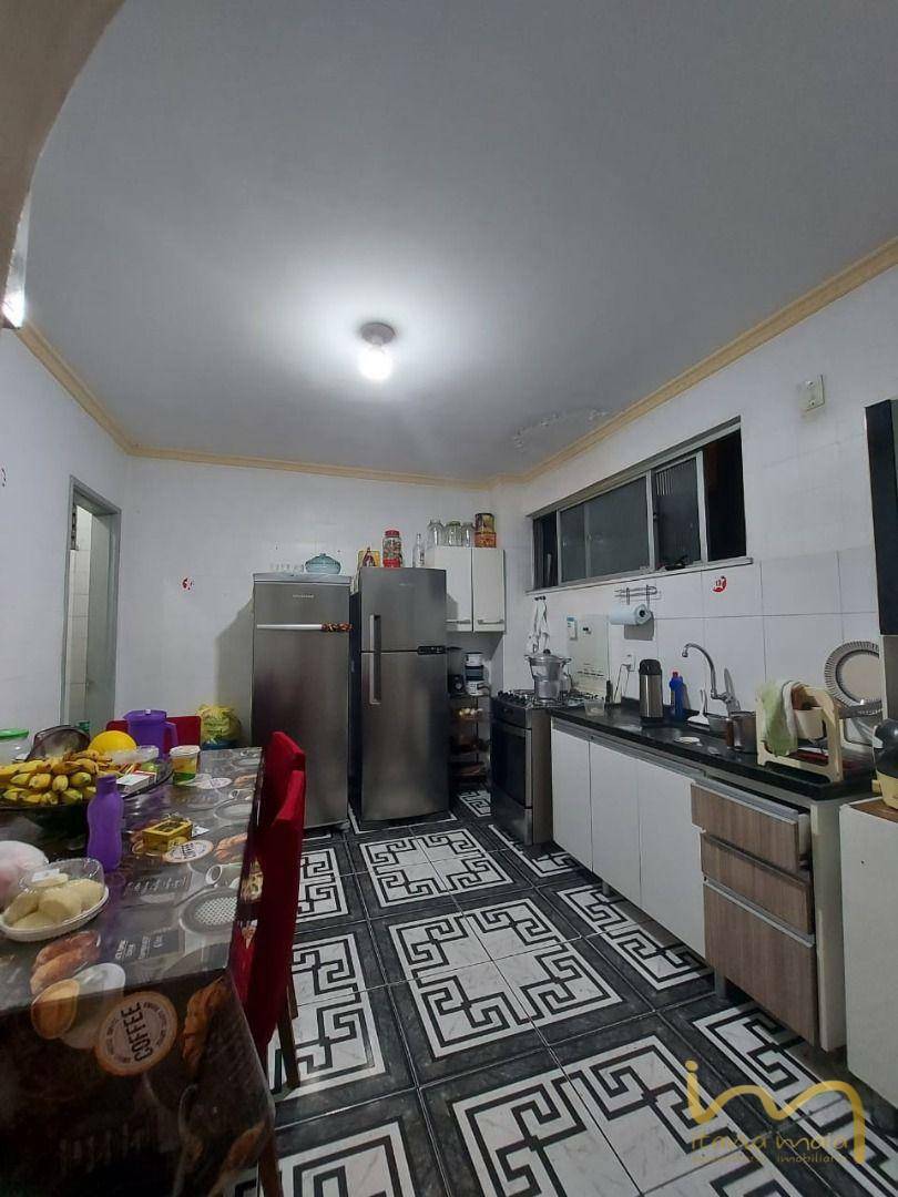 Casa à venda com 2 quartos, 90m² - Foto 6