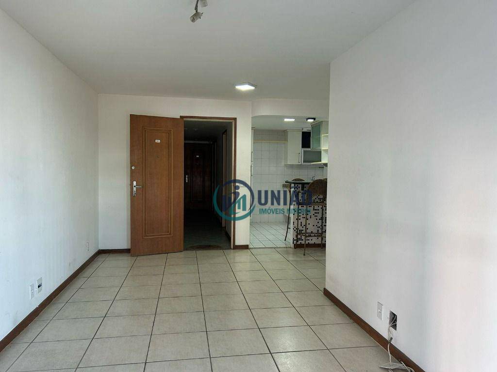 Apartamento à venda com 2 quartos, 90m² - Foto 1