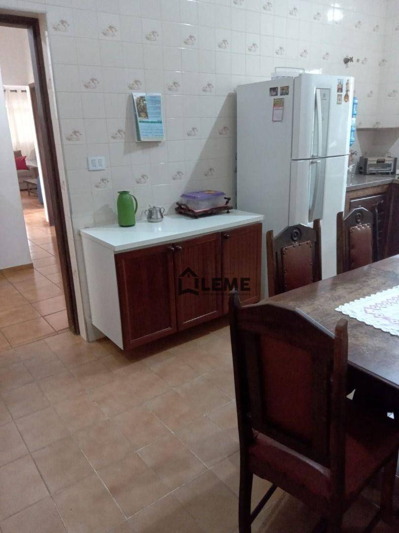 Casa à venda com 3 quartos, 193m² - Foto 19