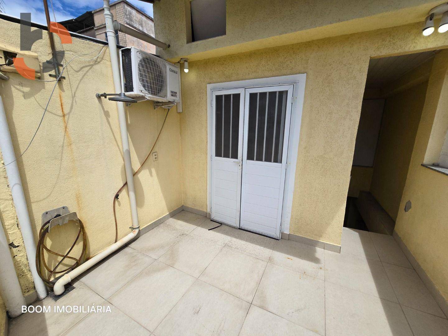 Casa à venda com 3 quartos, 65m² - Foto 31