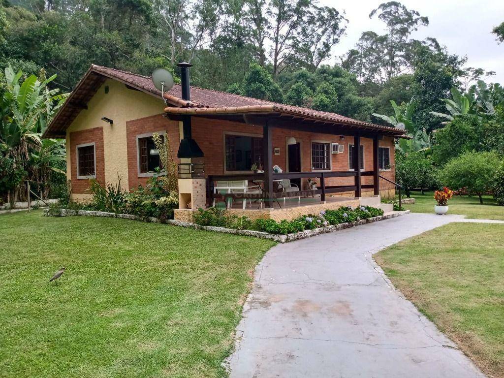 Casa de Condomínio à venda com 3 quartos, 160m² - Foto 2