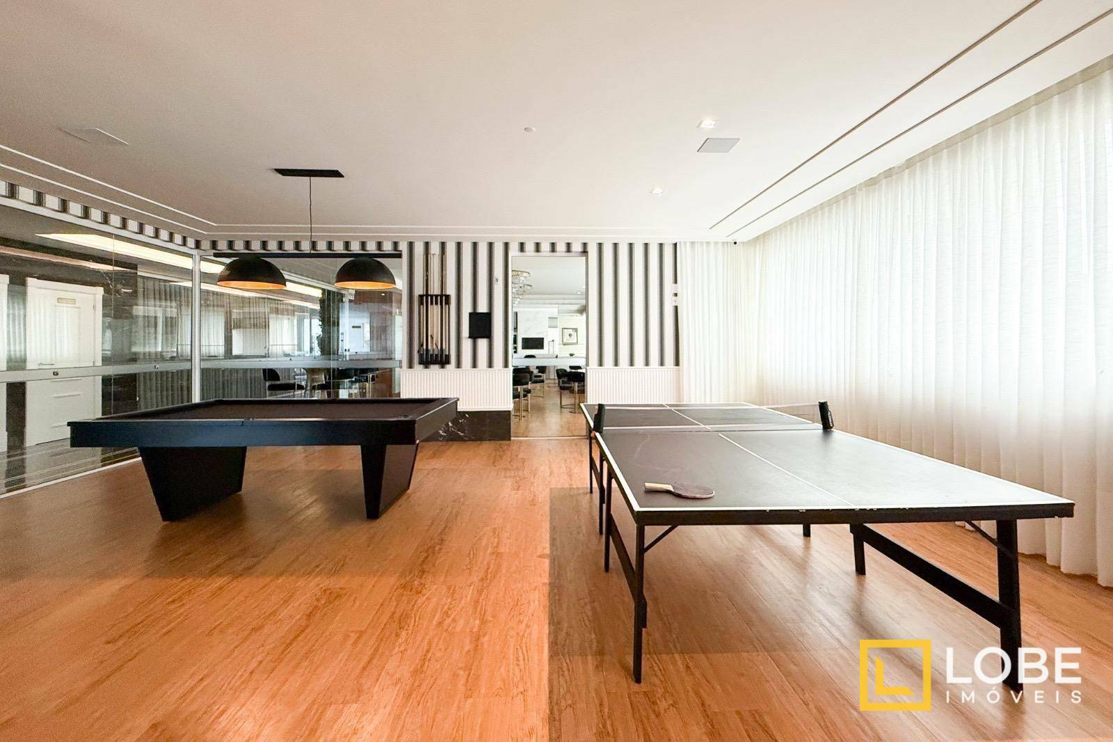 Apartamento à venda com 4 quartos, 193m² - Foto 18