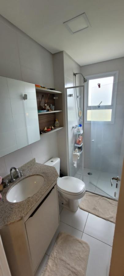 Apartamento à venda com 2 quartos, 72m² - Foto 10