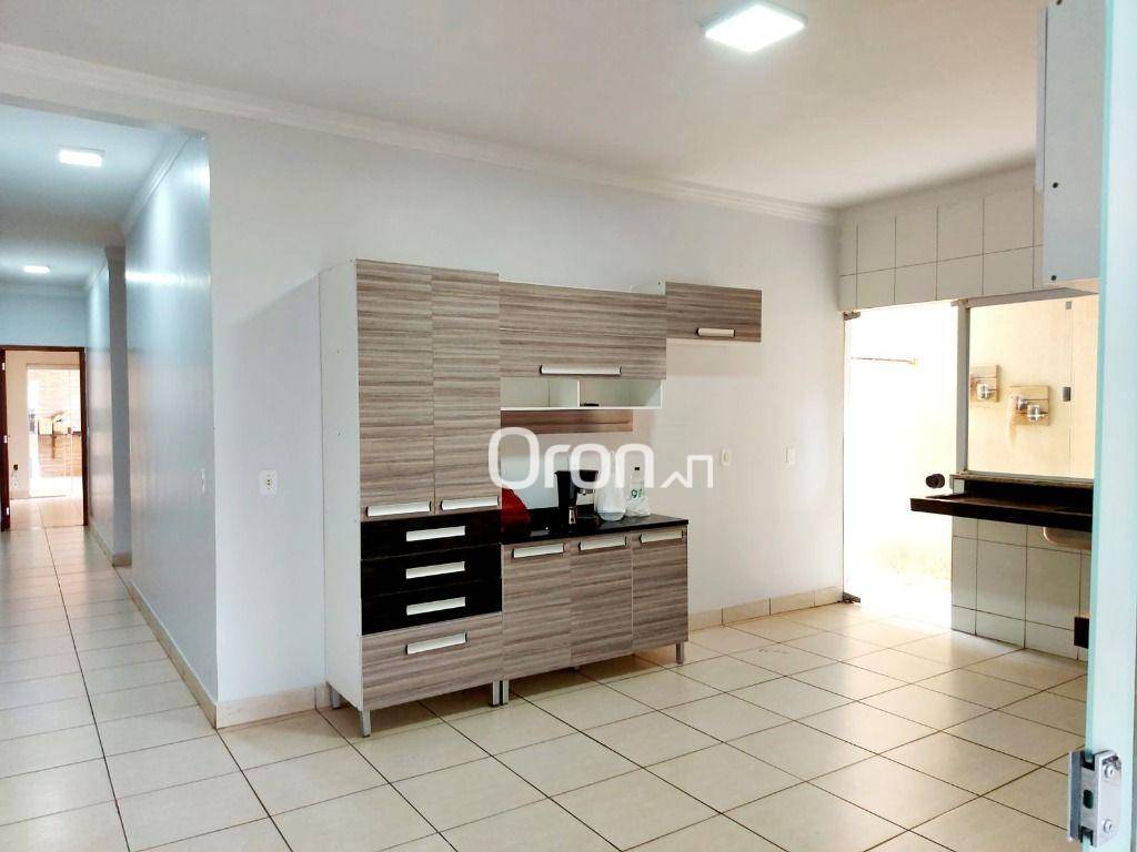 Casa à venda com 3 quartos, 111m² - Foto 5