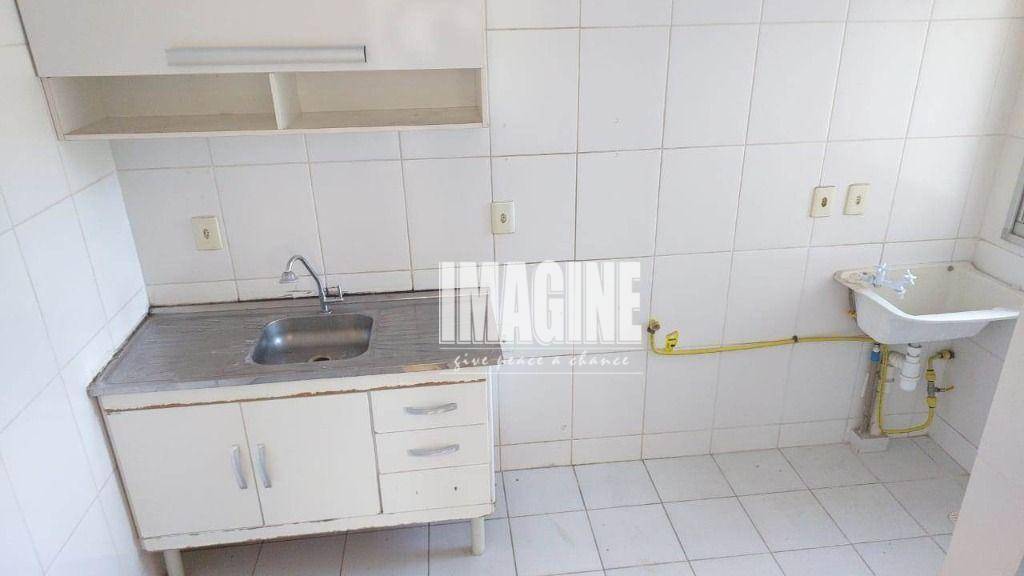 Apartamento à venda com 3 quartos, 52m² - Foto 14