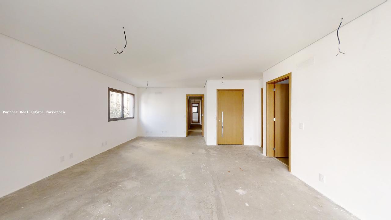 Apartamento à venda com 3 quartos, 170m² - Foto 5