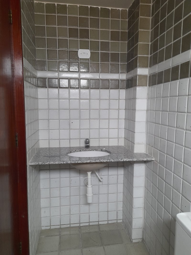 Apartamento à venda com 3 quartos, 81m² - Foto 9