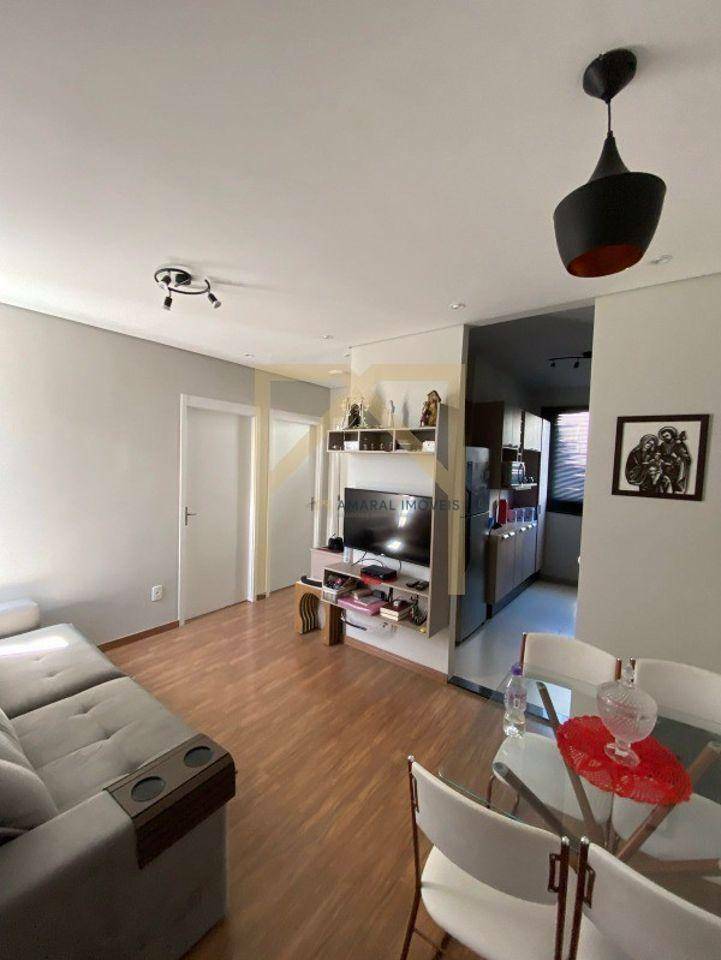 Apartamento à venda com 2 quartos, 48m² - Foto 2