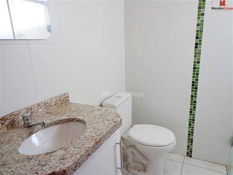 Apartamento para alugar com 2 quartos, 70m² - Foto 13