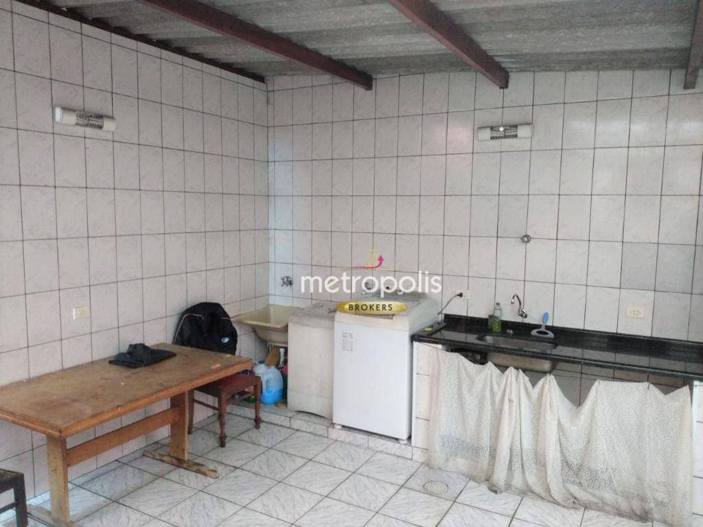 Casa à venda com 4 quartos, 200m² - Foto 8