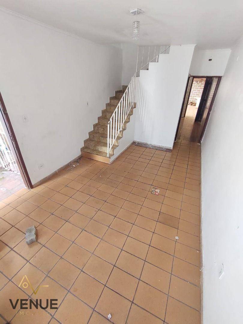 Sobrado à venda com 2 quartos, 68m² - Foto 8