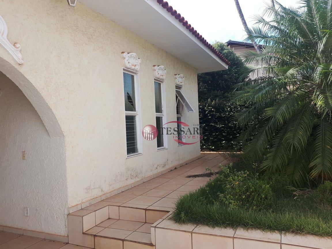 Casa à venda com 3 quartos, 380m² - Foto 11