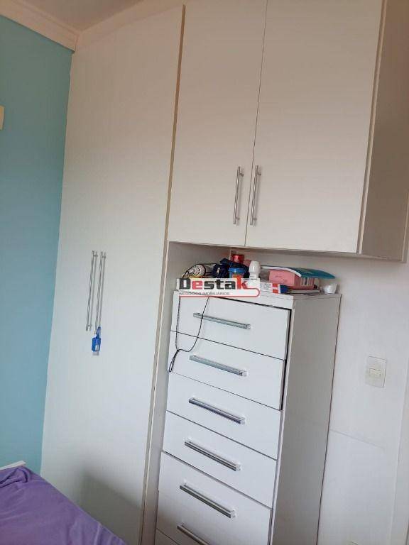 Apartamento à venda com 2 quartos, 70m² - Foto 10