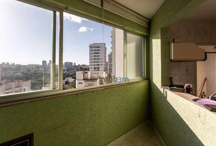 Apartamento à venda com 3 quartos, 111m² - Foto 6