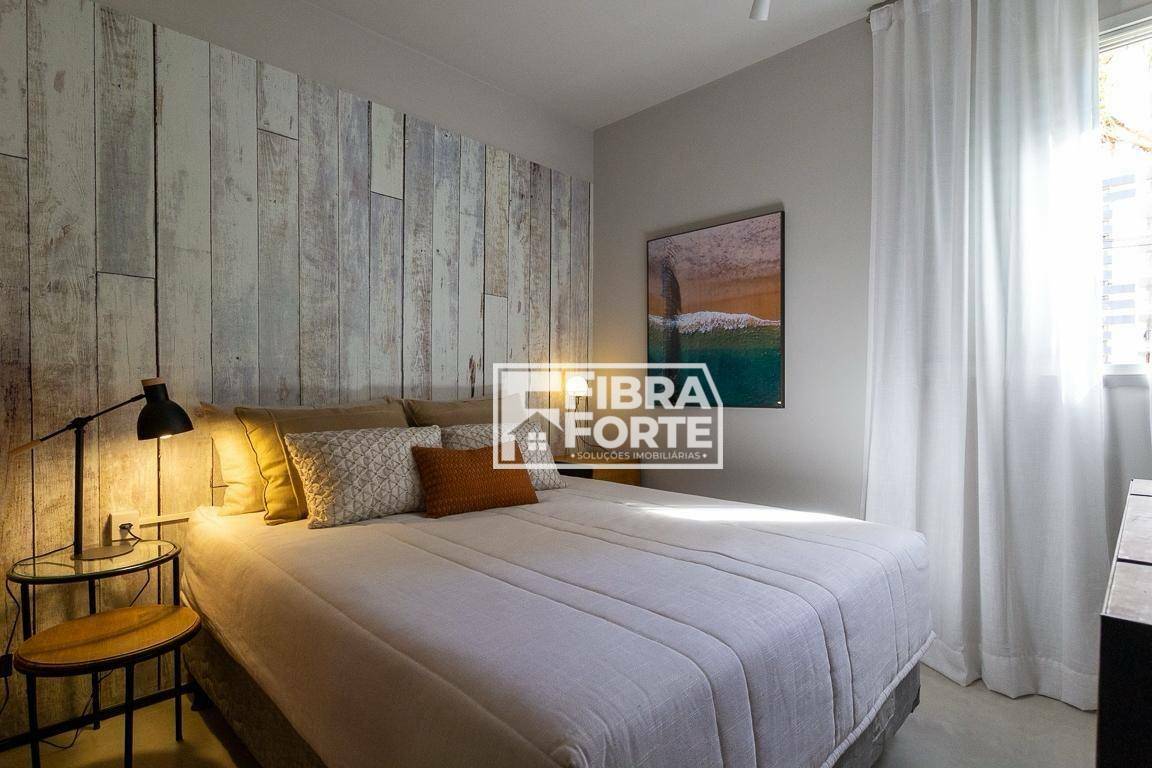 Apartamento para alugar com 3 quartos, 99m² - Foto 12