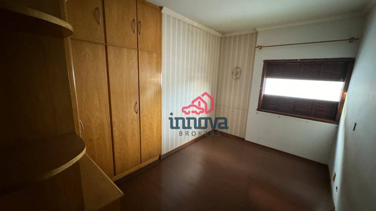 Sobrado para alugar com 4 quartos, 230m² - Foto 2