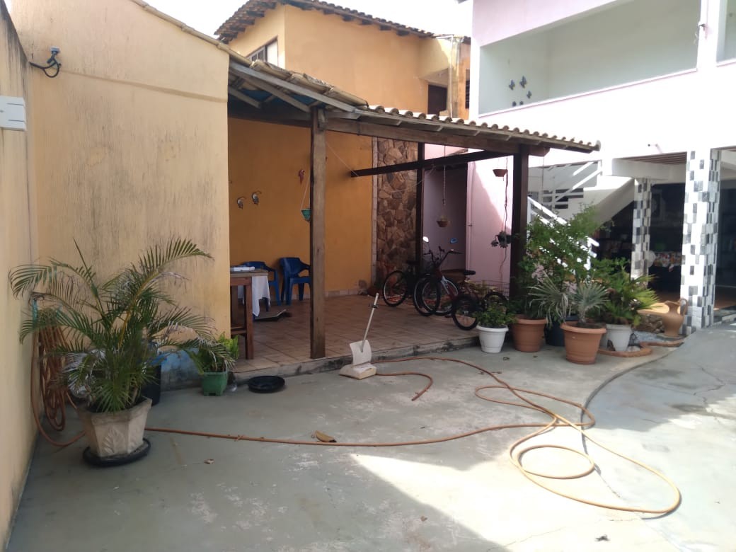 Casa à venda com 3 quartos, 450m² - Foto 23