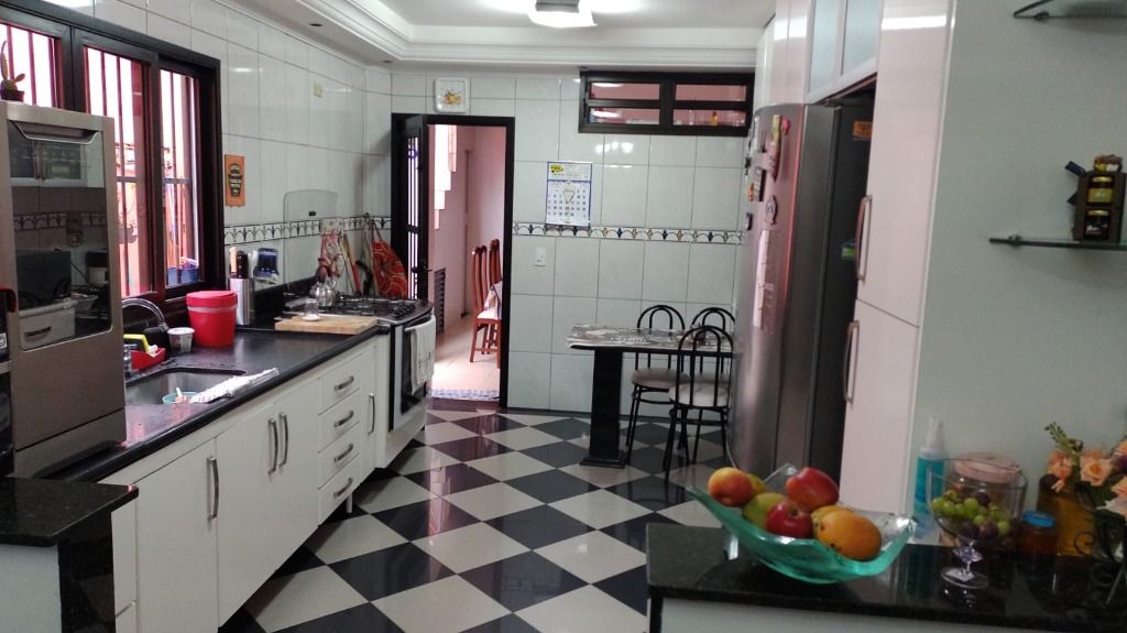 Sobrado à venda com 3 quartos, 165m² - Foto 8