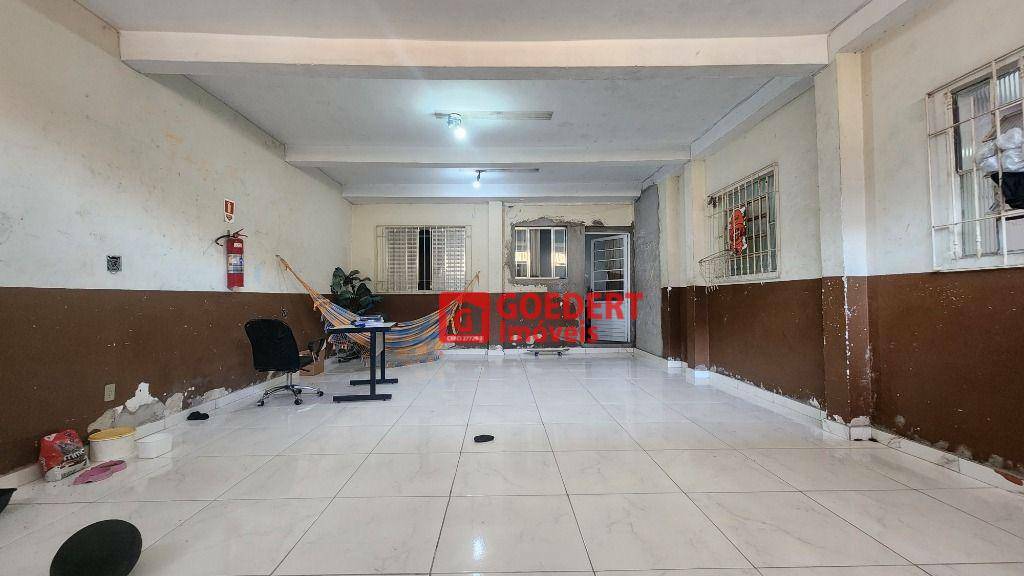 Sobrado à venda com 3 quartos, 128m² - Foto 2