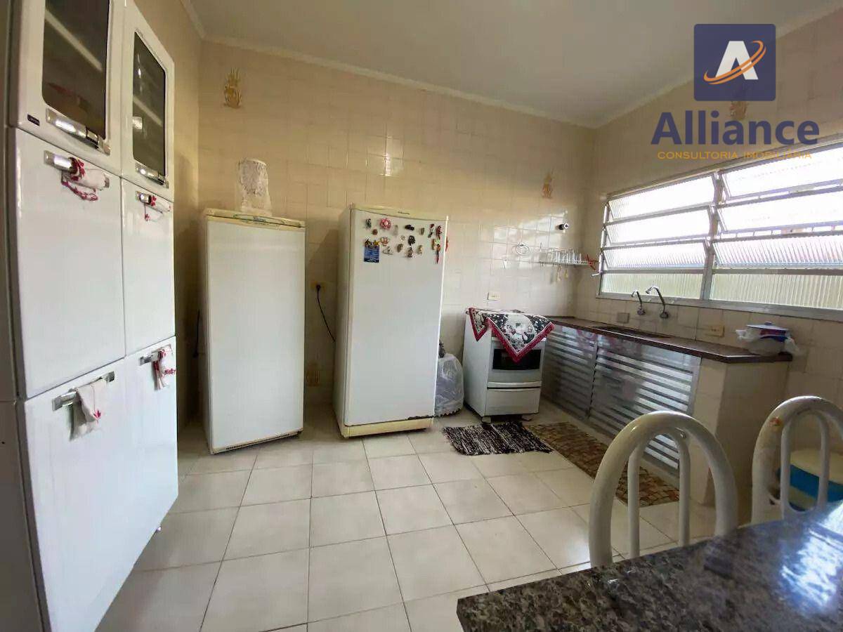 Casa à venda com 2 quartos, 151m² - Foto 10