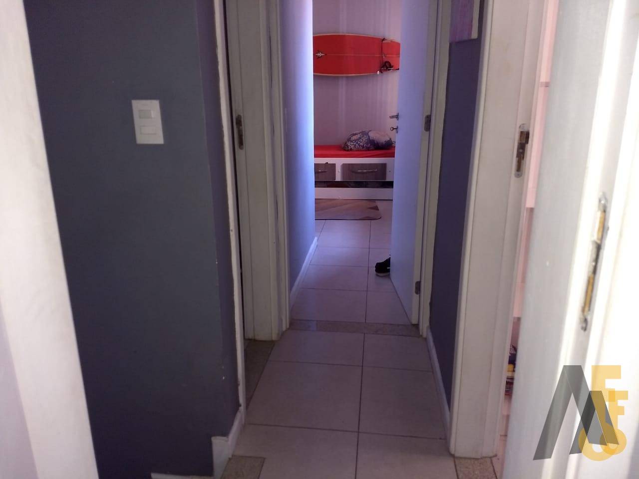 Casa à venda com 3 quartos, 98m² - Foto 10