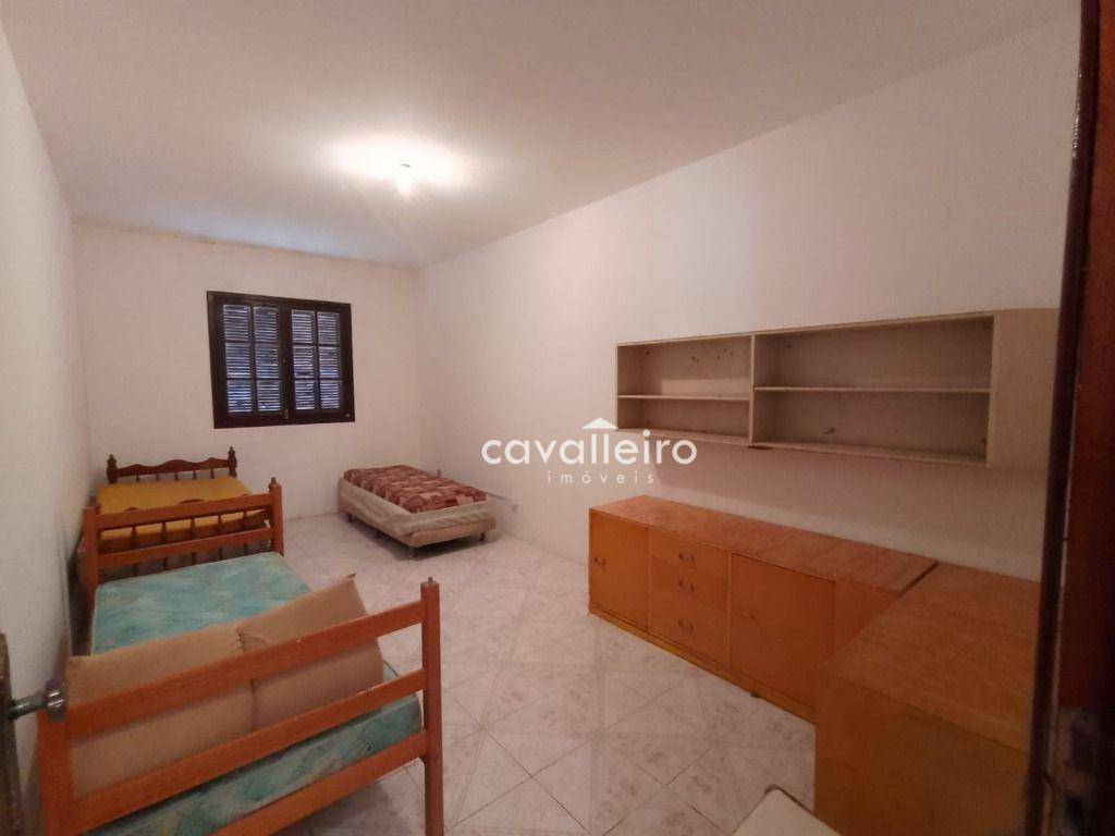 Casa à venda com 6 quartos, 331m² - Foto 27