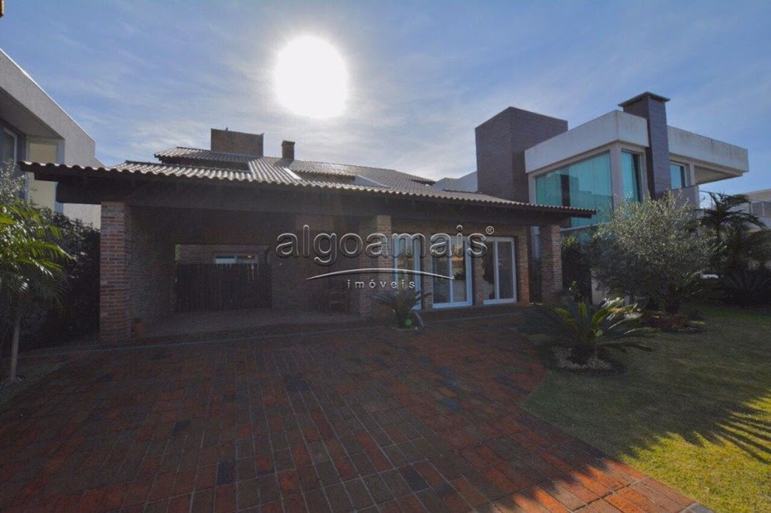 Casa de Condomínio à venda com 5 quartos, 346m² - Foto 2