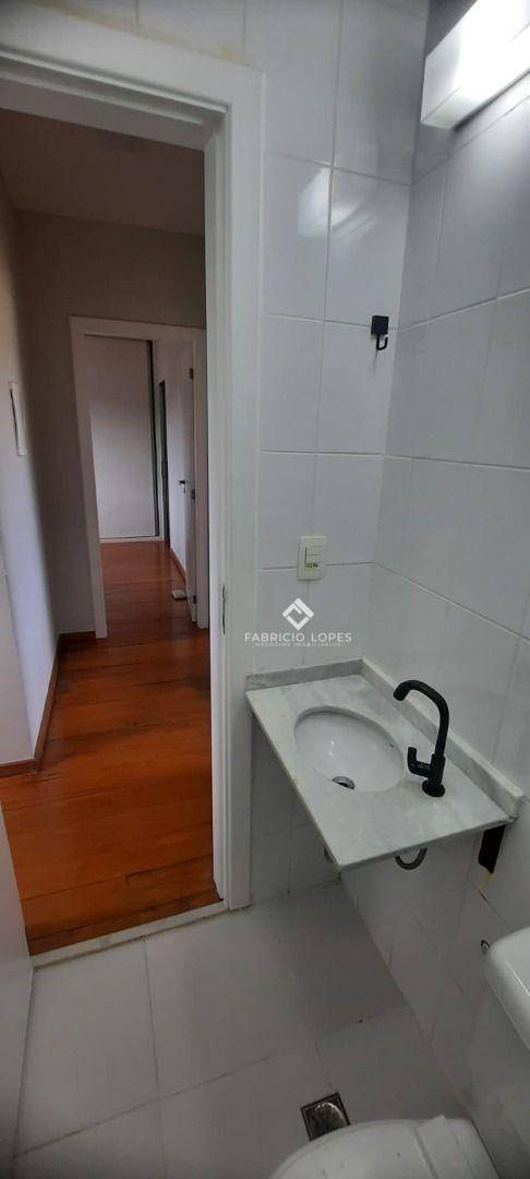 Casa para alugar com 3 quartos, 130m² - Foto 24