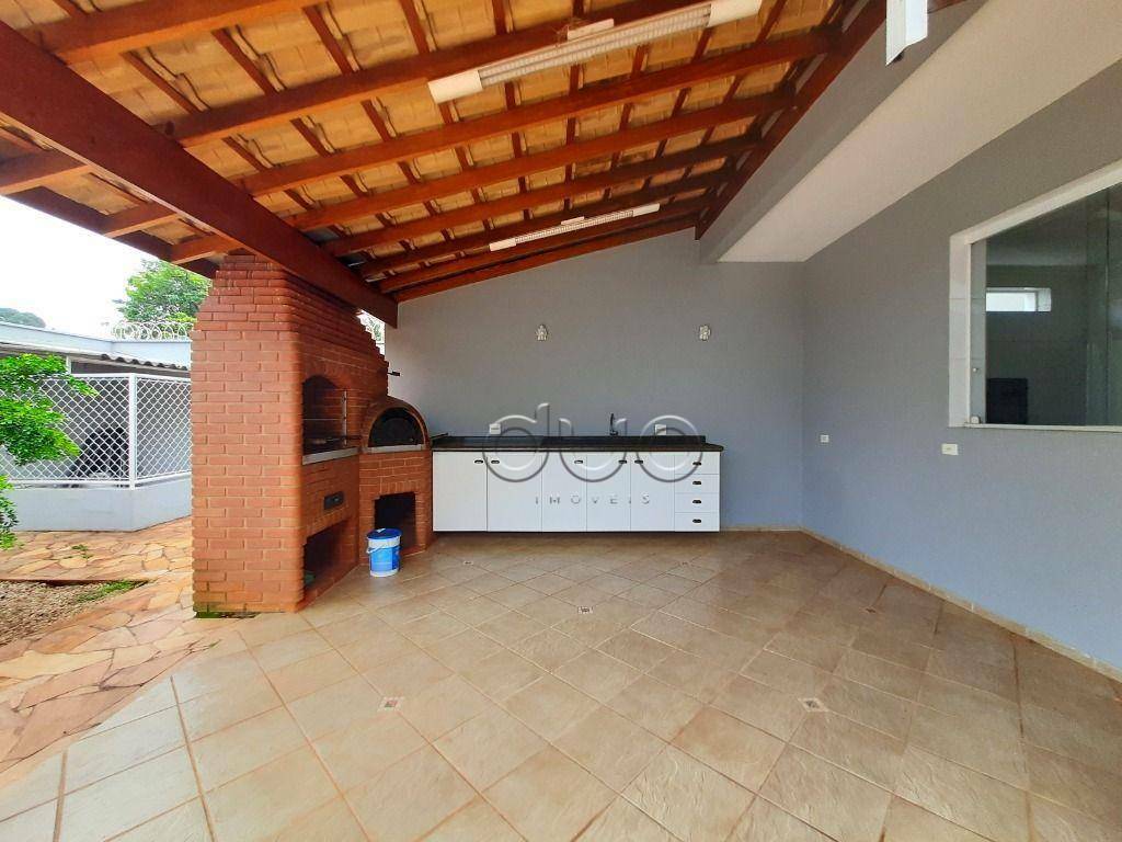 Casa de Condomínio para alugar com 3 quartos, 265m² - Foto 48