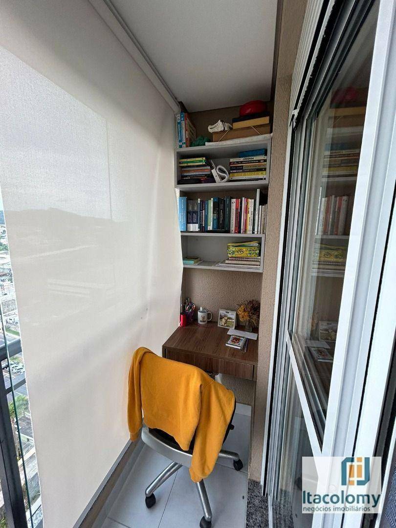 Apartamento à venda com 3 quartos, 83m² - Foto 14