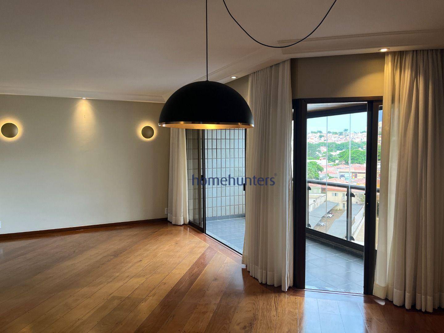 Apartamento à venda com 4 quartos, 152m² - Foto 1