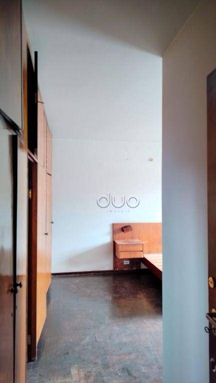 Casa para alugar com 5 quartos, 325m² - Foto 16