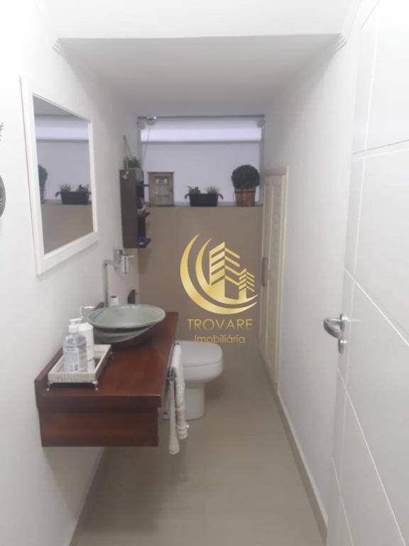 Sobrado à venda com 3 quartos, 250m² - Foto 2