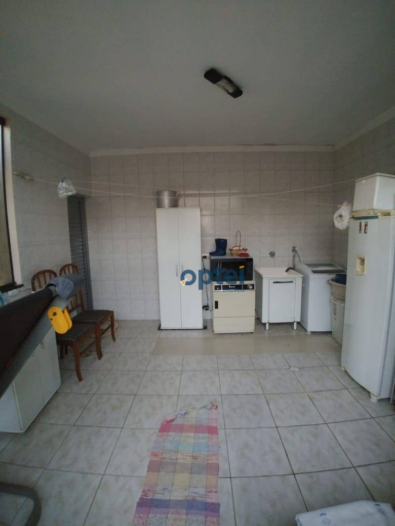 Casa à venda com 3 quartos, 300m² - Foto 23