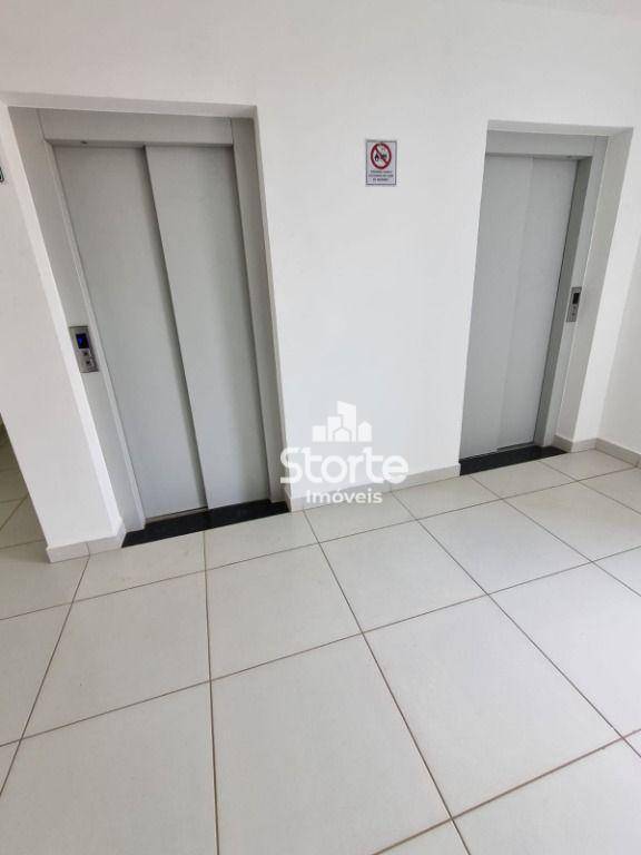 Apartamento para alugar com 2 quartos, 56m² - Foto 13