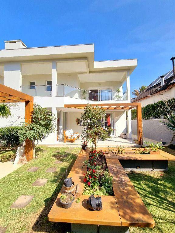 Casa de Condomínio à venda com 4 quartos, 483m² - Foto 27