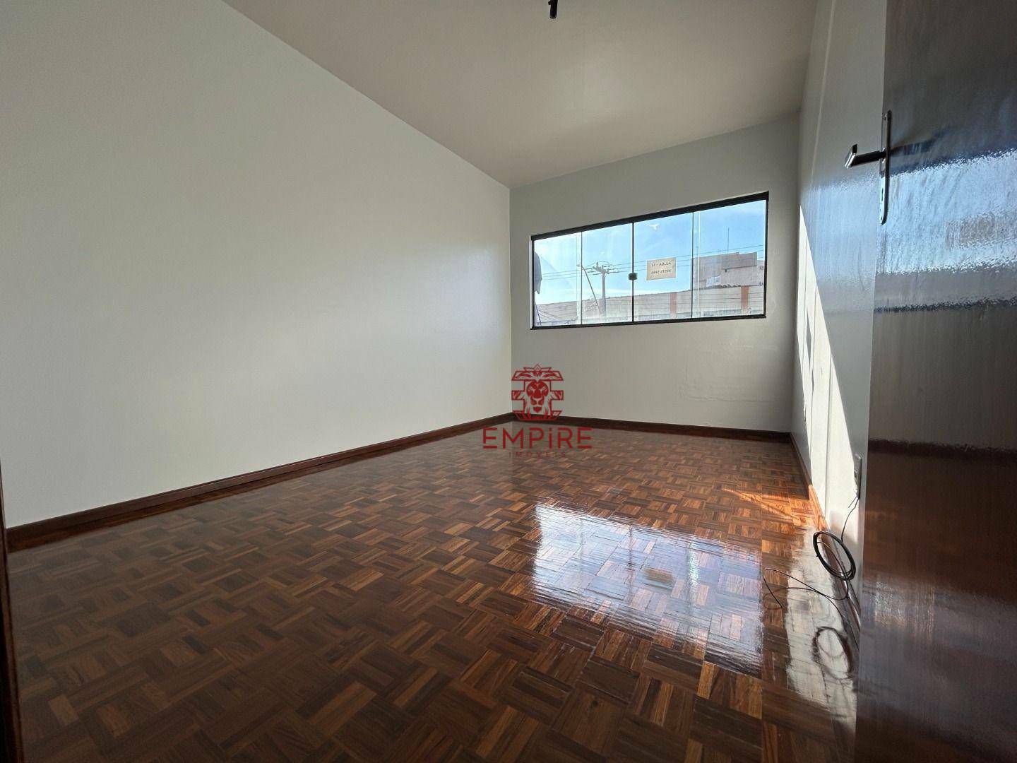 Apartamento para alugar com 3 quartos, 140m² - Foto 11