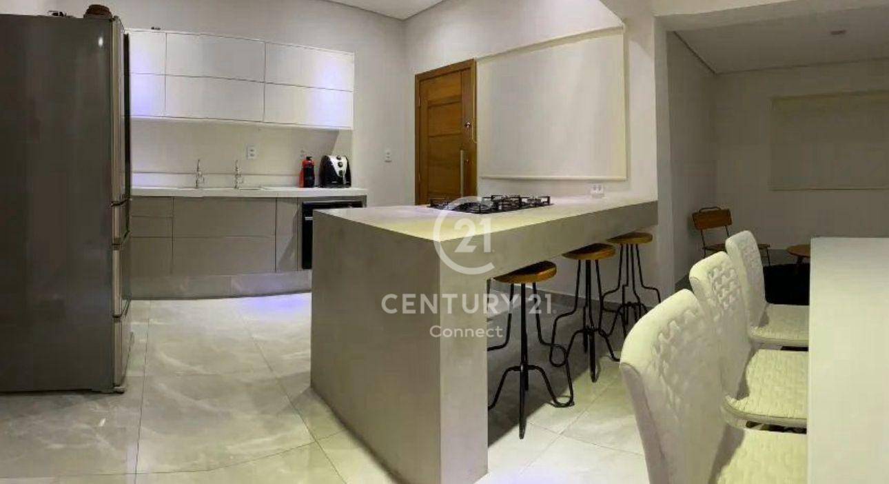 Casa, 4 quartos, 272 m² - Foto 1