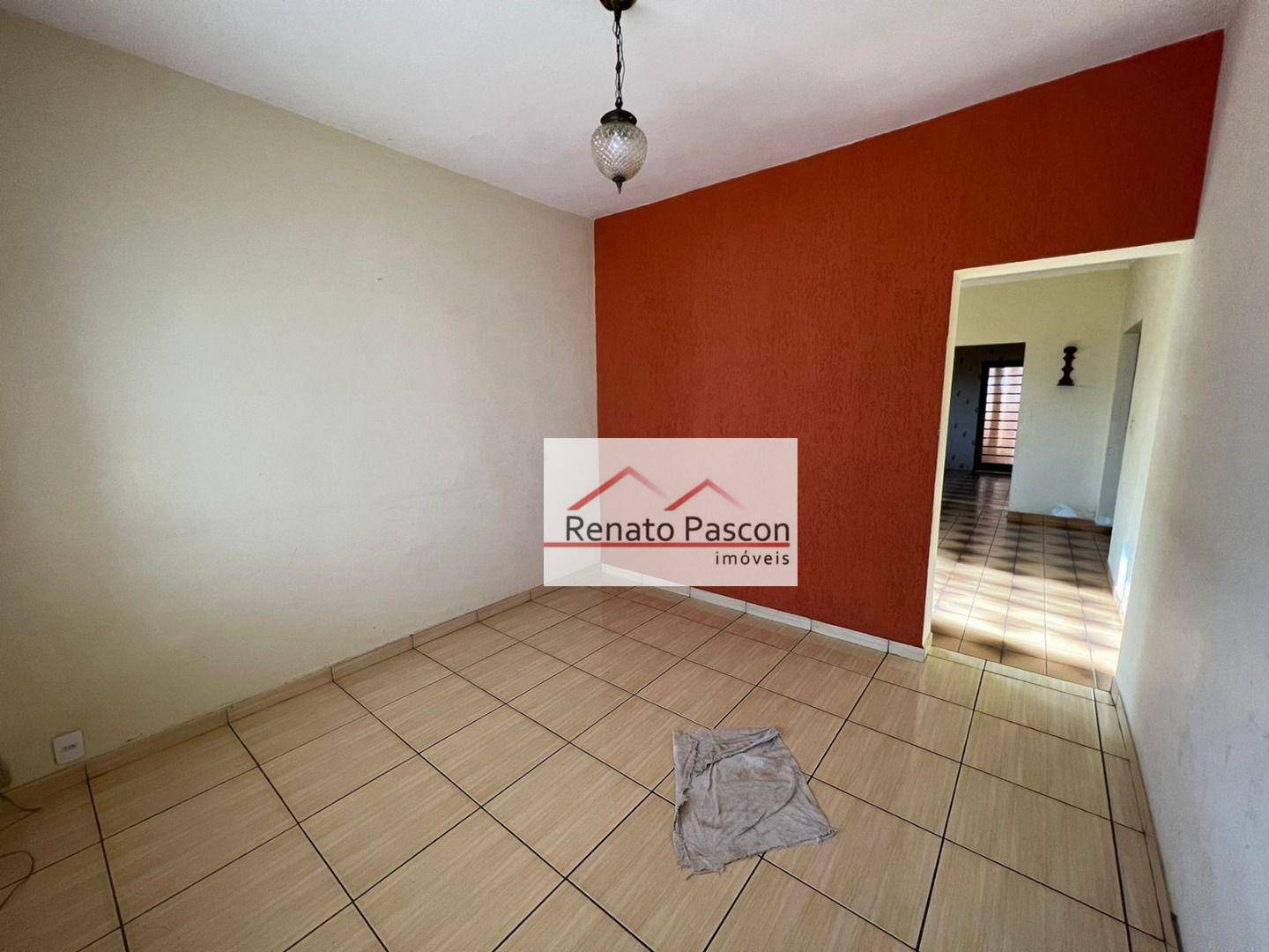 Casa à venda com 2 quartos, 217m² - Foto 2