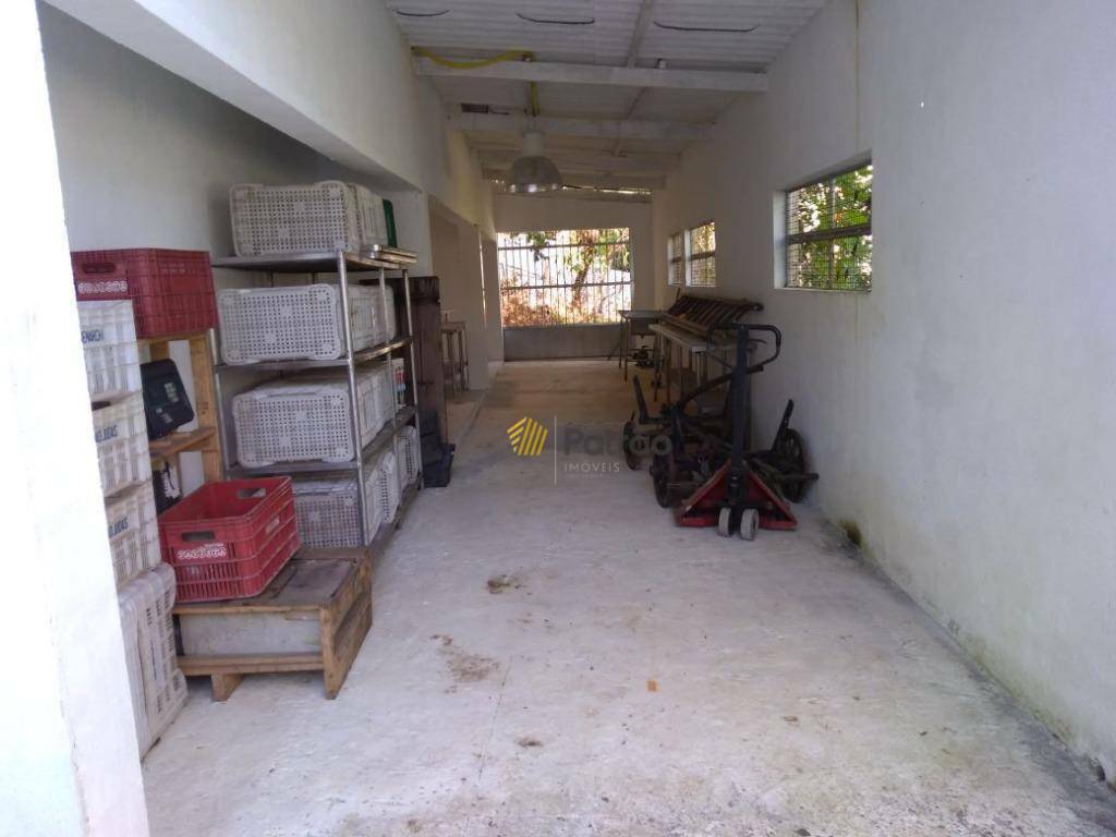 Chácara à venda com 2 quartos, 282m² - Foto 11