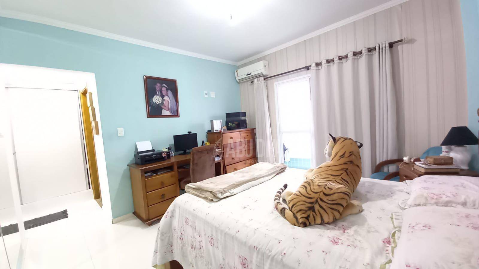 Apartamento à venda com 3 quartos, 167m² - Foto 15