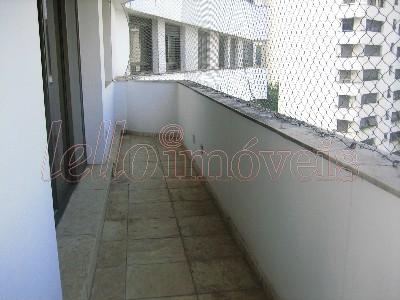 Apartamento para alugar com 4 quartos, 500m² - Foto 11