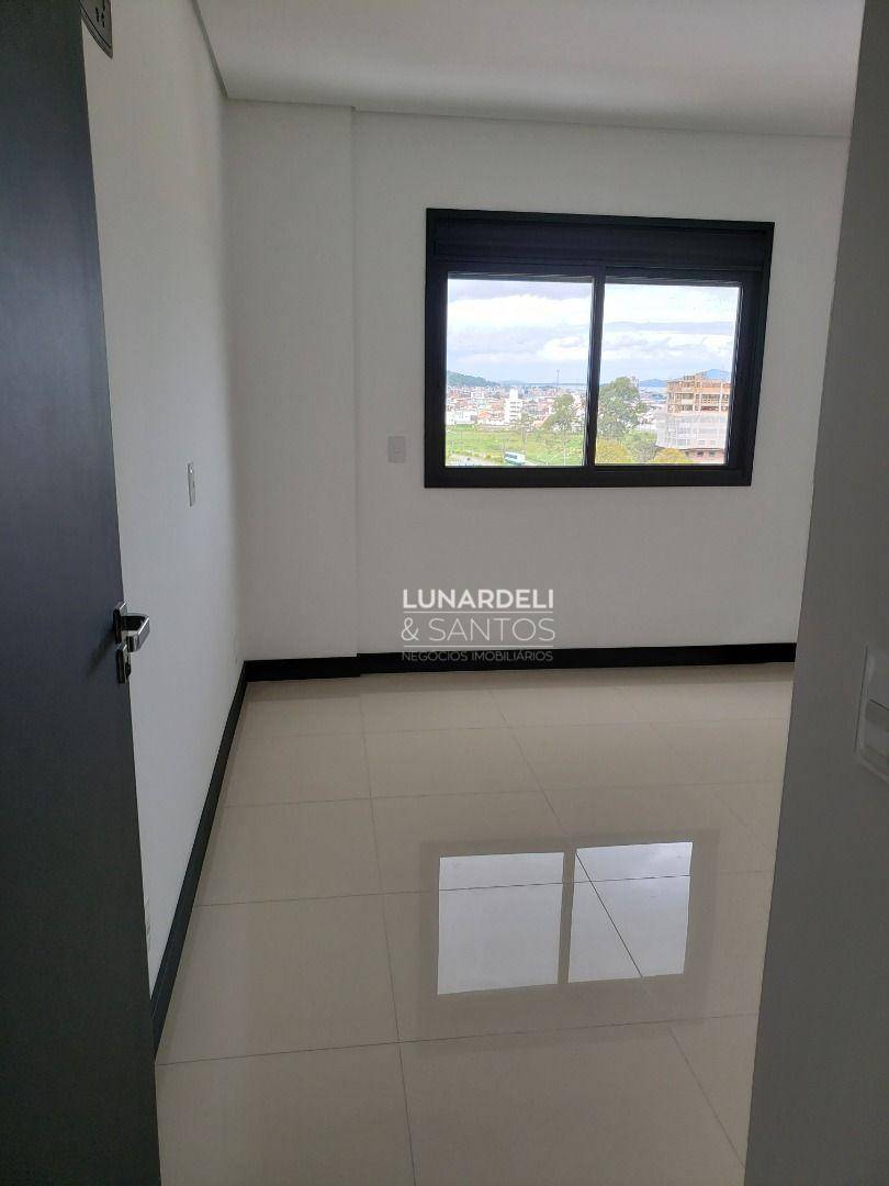 Apartamento à venda com 2 quartos, 70m² - Foto 21