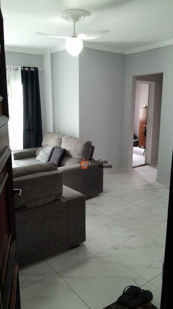 Apartamento à venda com 2 quartos, 80m² - Foto 2