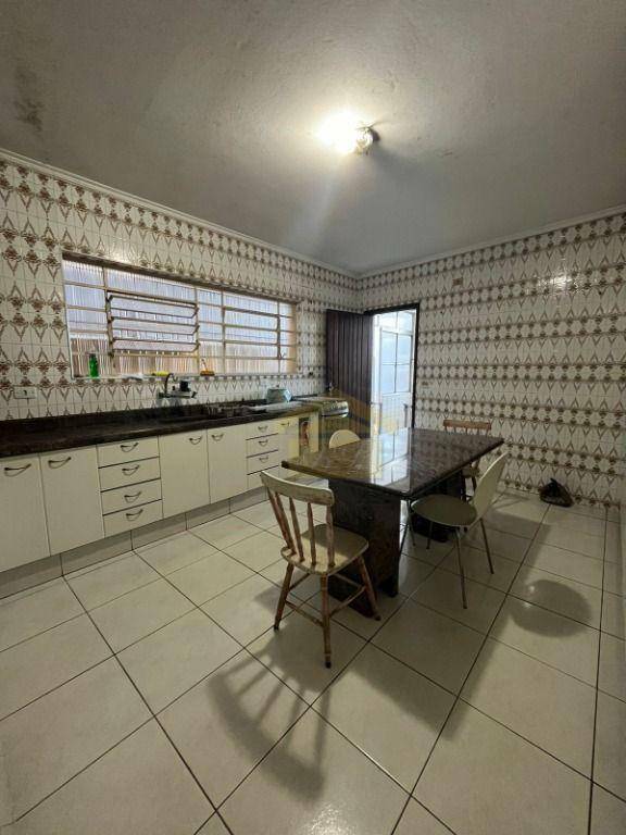 Sobrado à venda com 3 quartos, 136m² - Foto 5