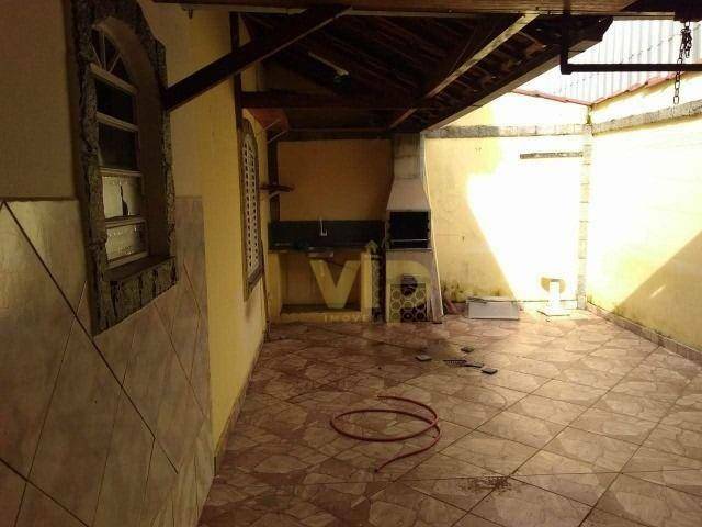 Casa à venda com 3 quartos, 180m² - Foto 10