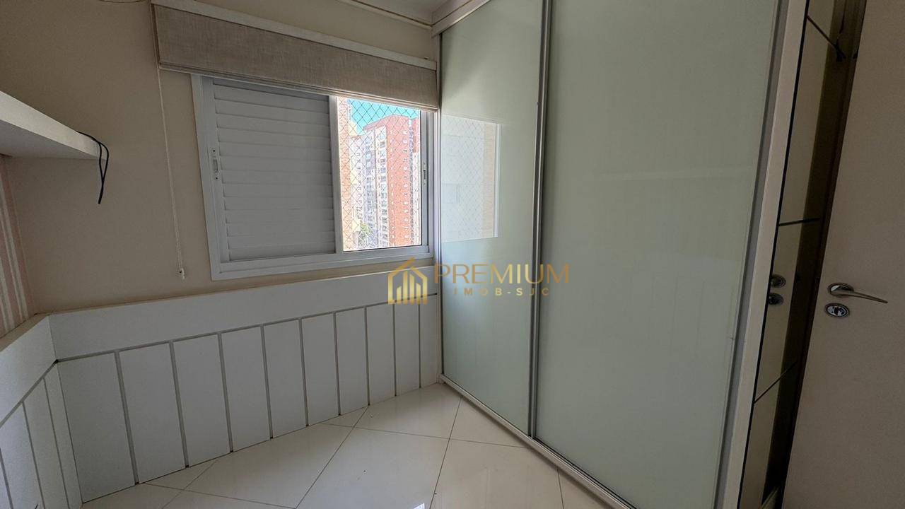 Apartamento à venda com 3 quartos, 125m² - Foto 10