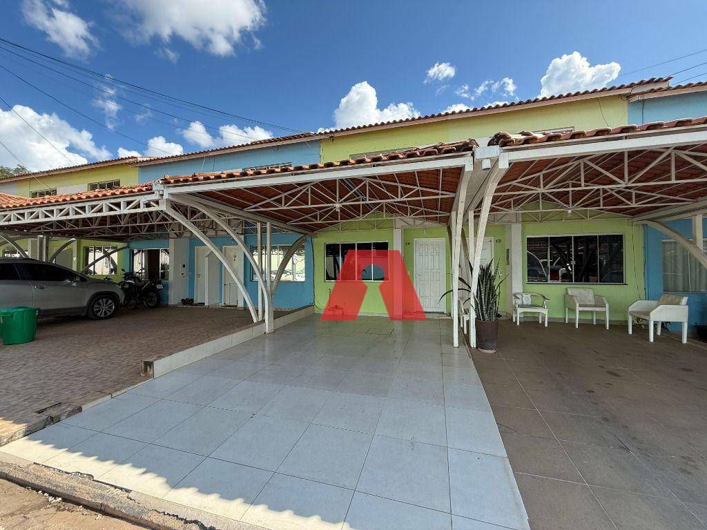 Casa de Condomínio para alugar com 2 quartos, 81m² - Foto 1
