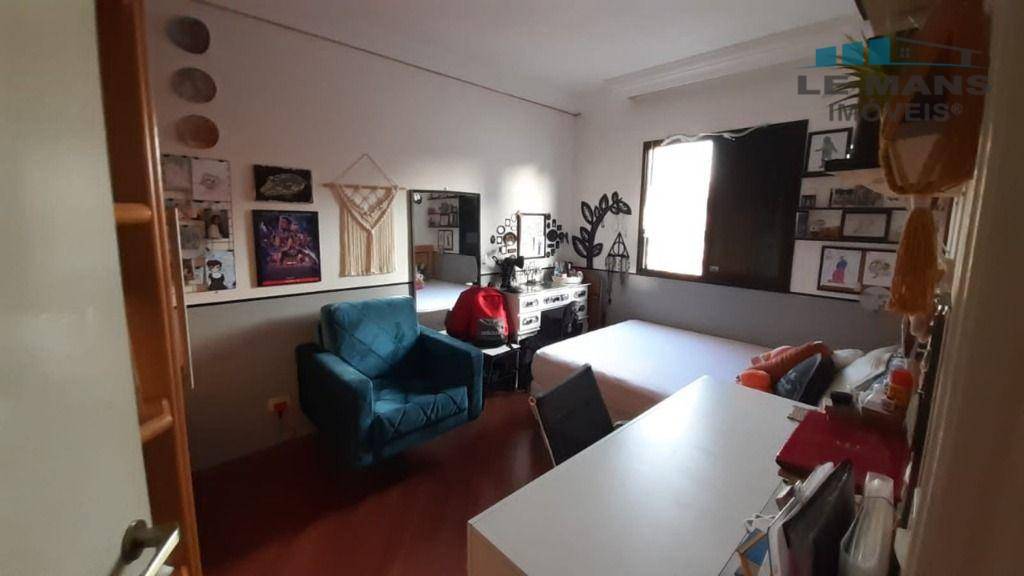 Apartamento à venda com 3 quartos, 134m² - Foto 13