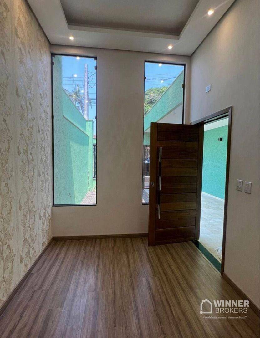 Casa à venda com 3 quartos, 99m² - Foto 2